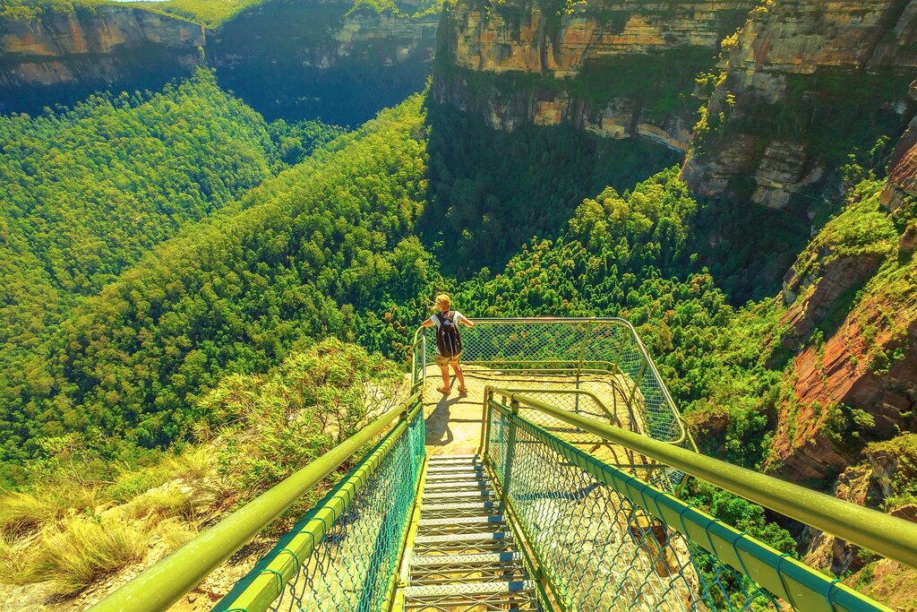 The Three Sisters rock formations, in the Blue Mountains