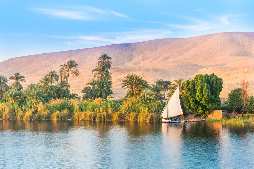 Private Sunset Felucca Tour to Luxor and Banana Island