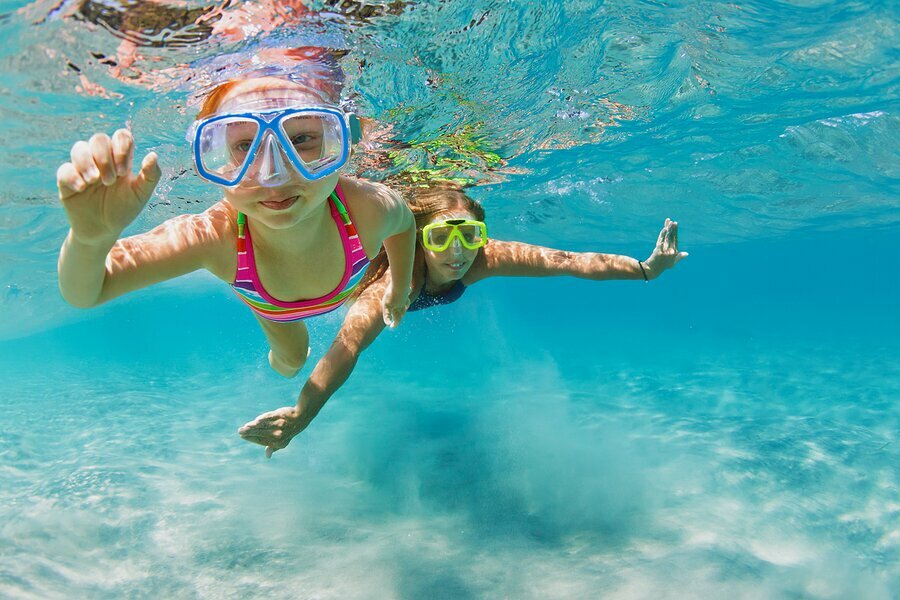 Snorkel in Port Douglas