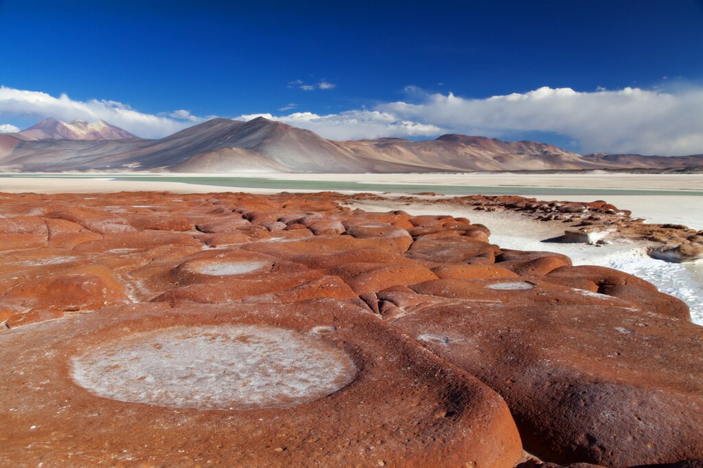 Start your epic Chile tour in the deserts around San Pedro de Atacama