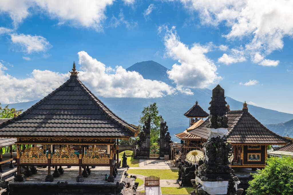 Visit Lempuyang Temple