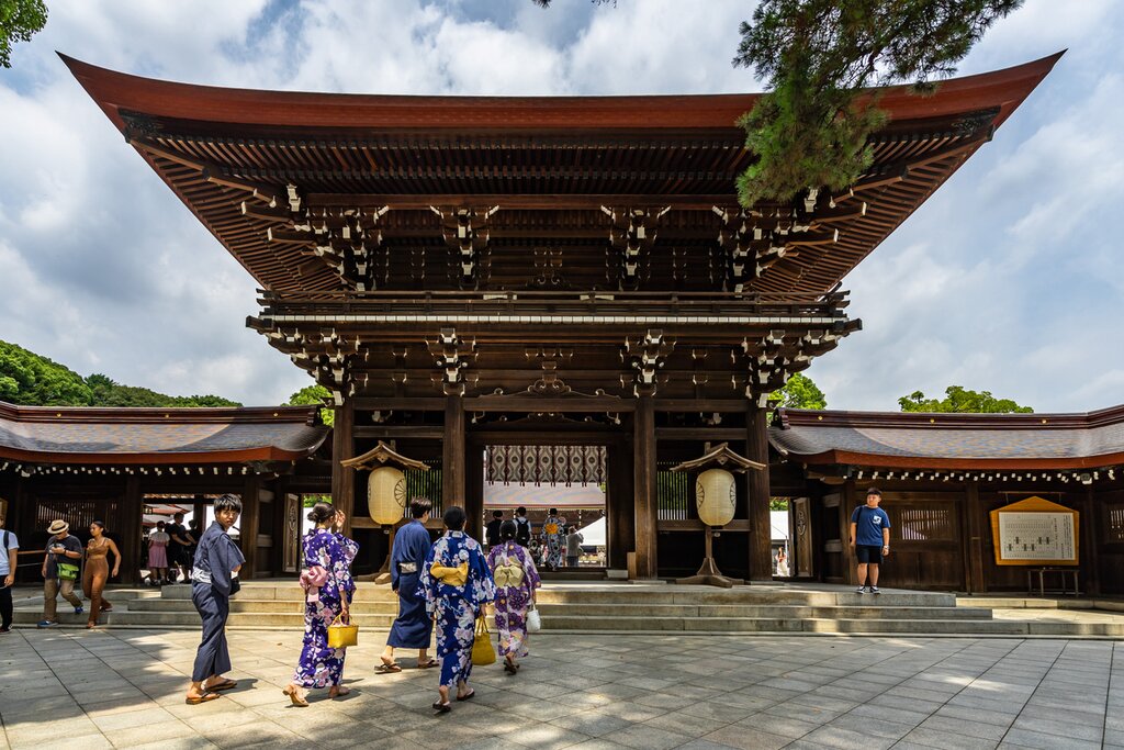 Full Day Tokyo Highlights Tour(Meiji Shrine,Omotesando,Asakusa,Hamarikyu garden)