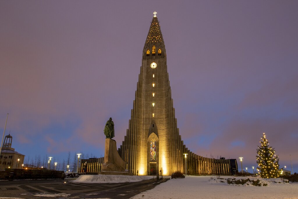 Don't miss the towering  Hallgrimskirkja Church