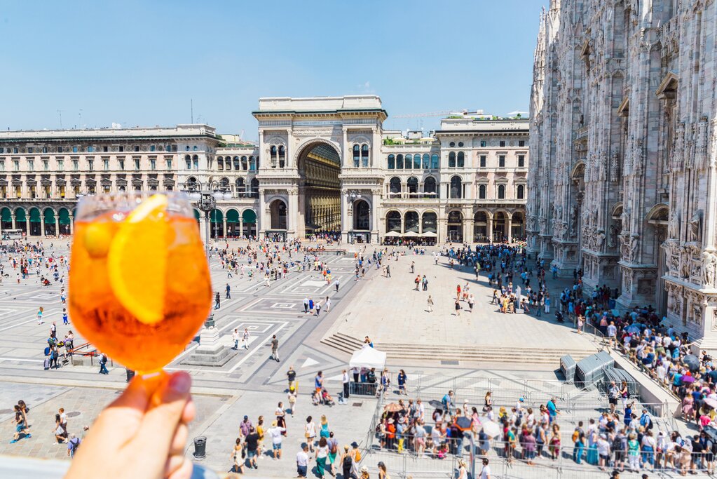 Aperitivo in Milan