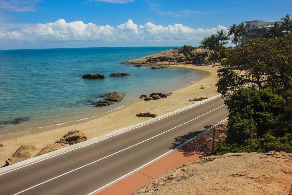Witness stunning scenery on this Australia-New Zealand road trip, like the coast of sunny Queensland