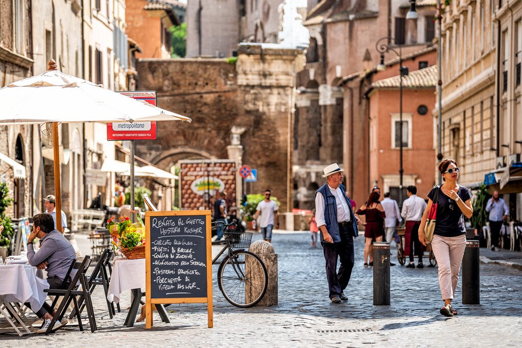 Rome street life