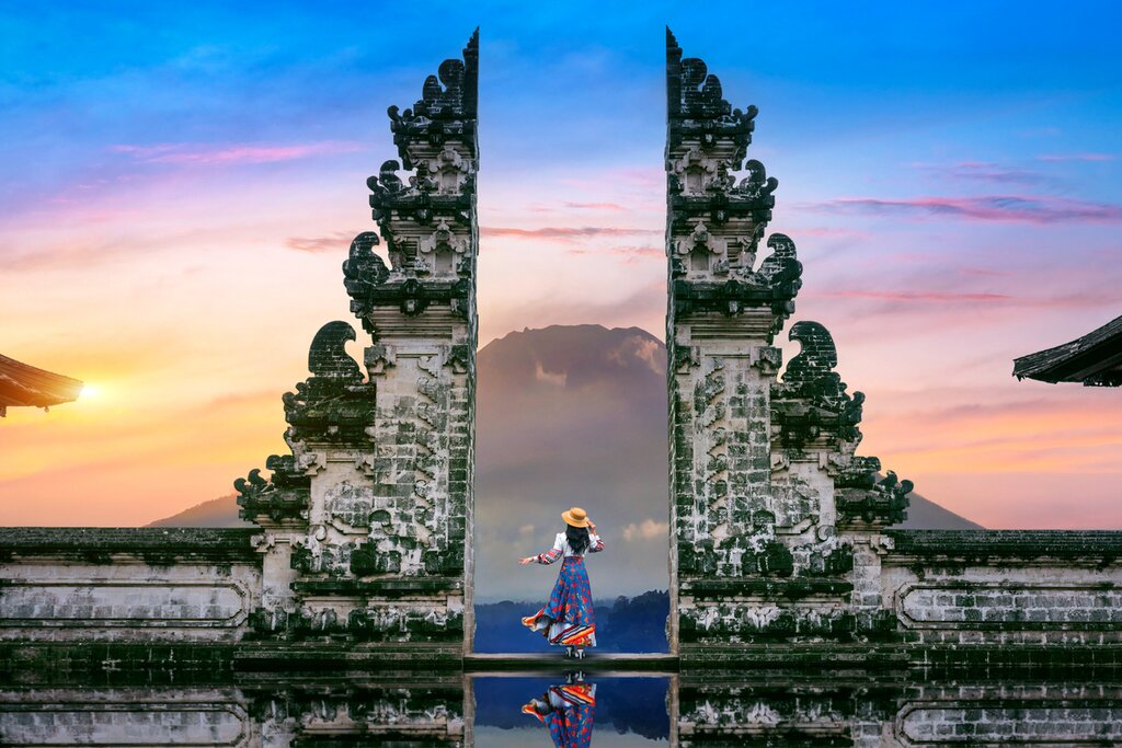Visit Lempuyang Temple