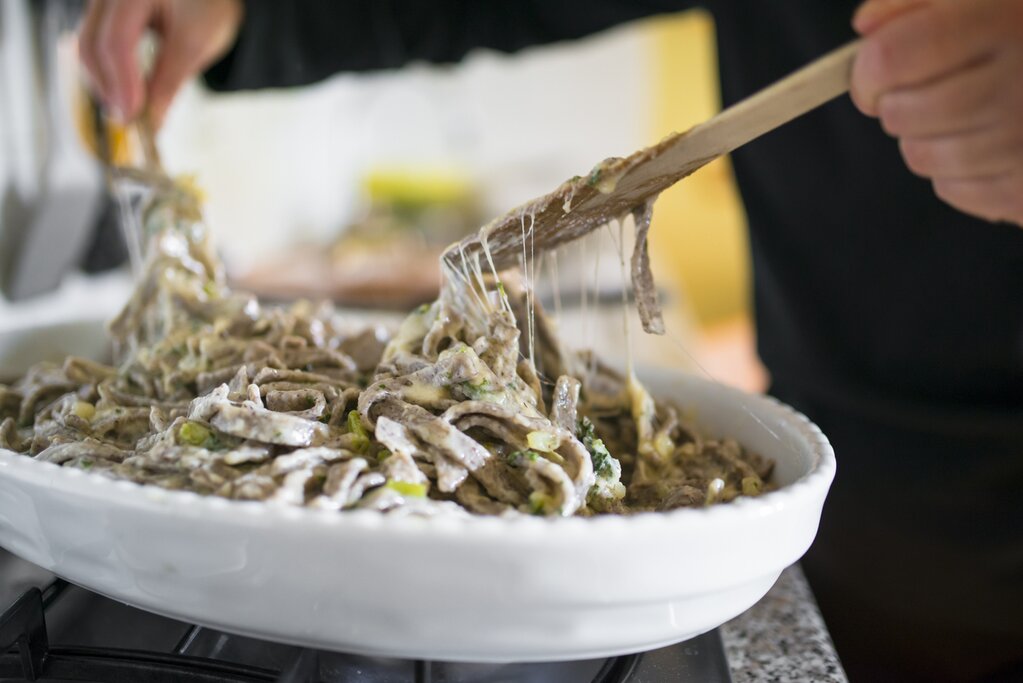Lunch or Dinner and Cooking Demo at a Local Home in Varenna