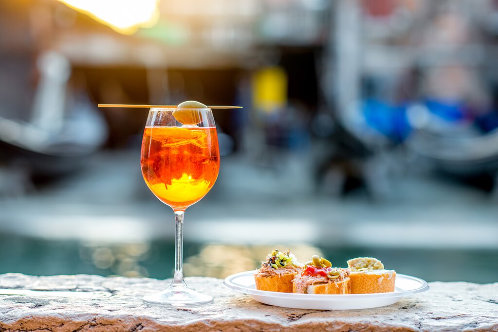 Spritz and cicchetti