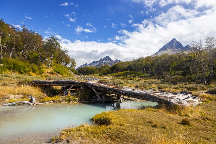 Trekking to Emerald Lagoon