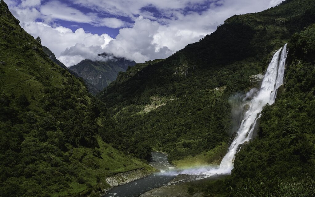 Time to explore the scenic Dirang Valley