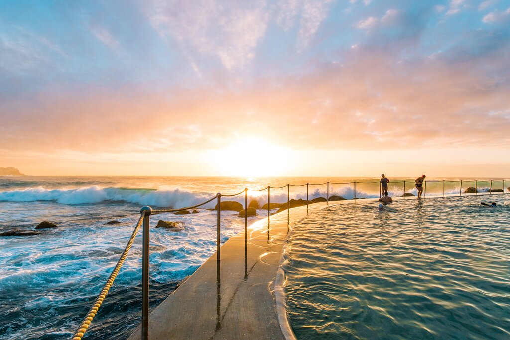 Sunrise over Sydney's Bronte Beach and shorefront pool