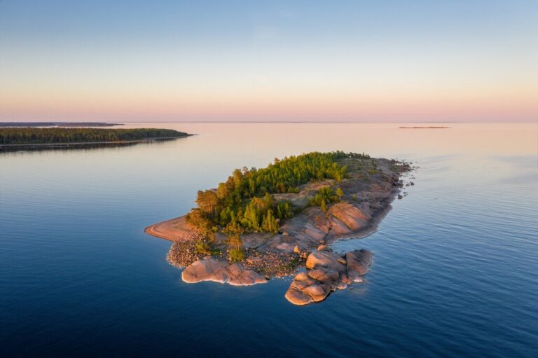 Active Finland Summer Adventure: Helsinki, Turku & Rovaniemi - 10 Days