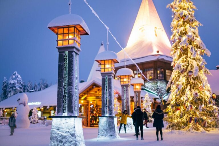 Finnish Winter Wonderland: Helsinki & Rovaniemi - 7 Days