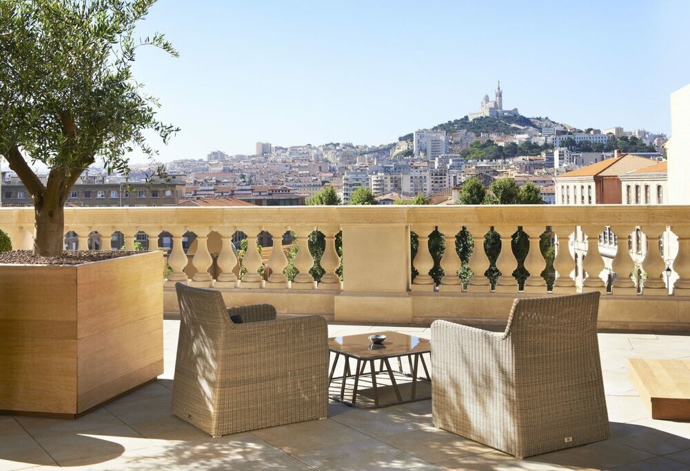 Gourmet & Historic walking tour of Marseille