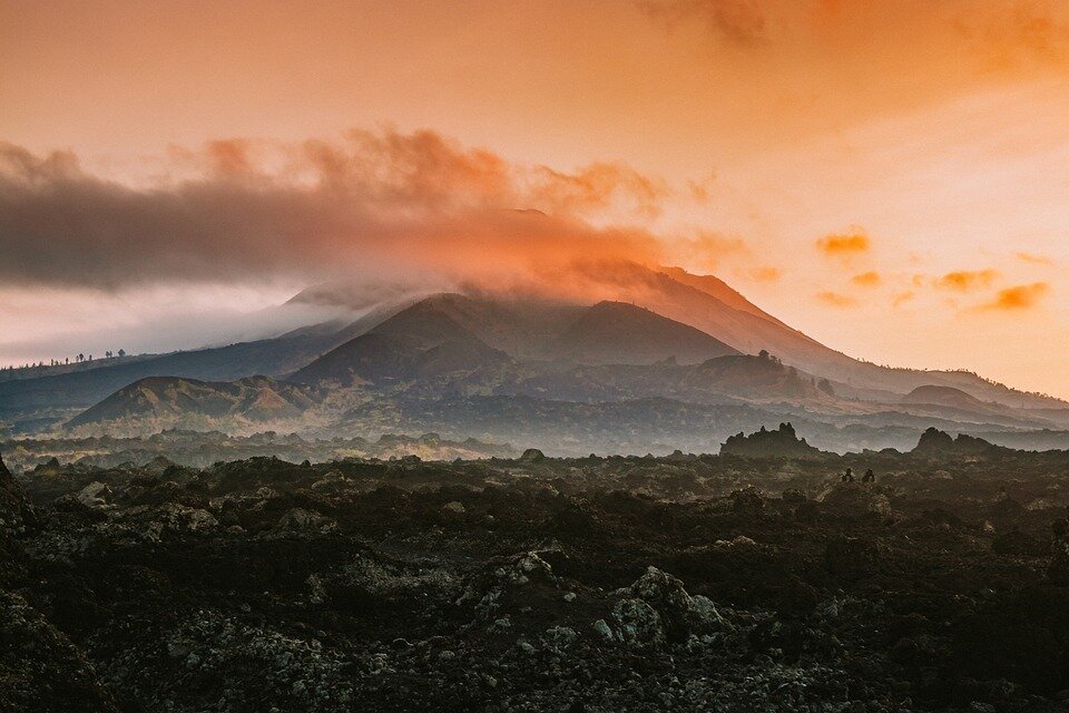 Sunrise trek to Mount Batur