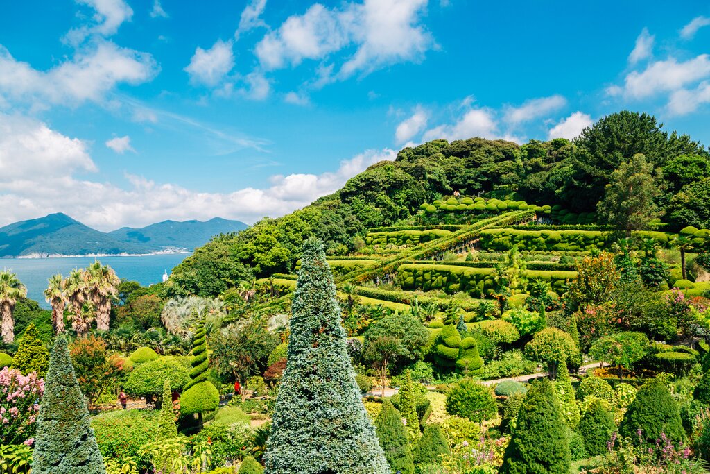 Half Day Haegeumgang Island and Oedo Botania Tour