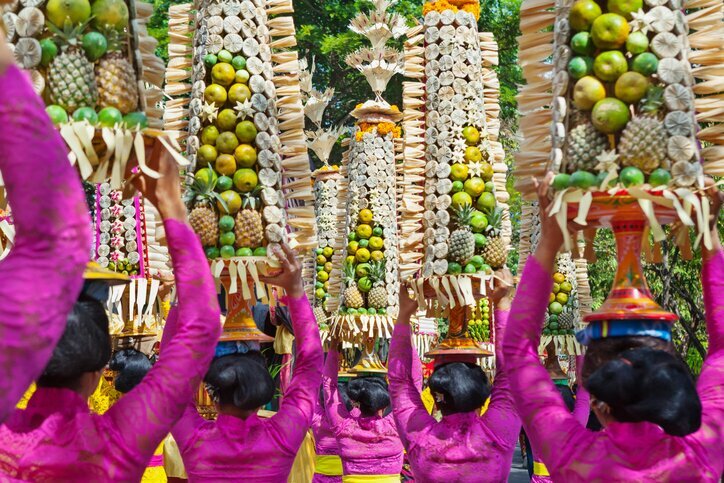 Balinese offering ceremony