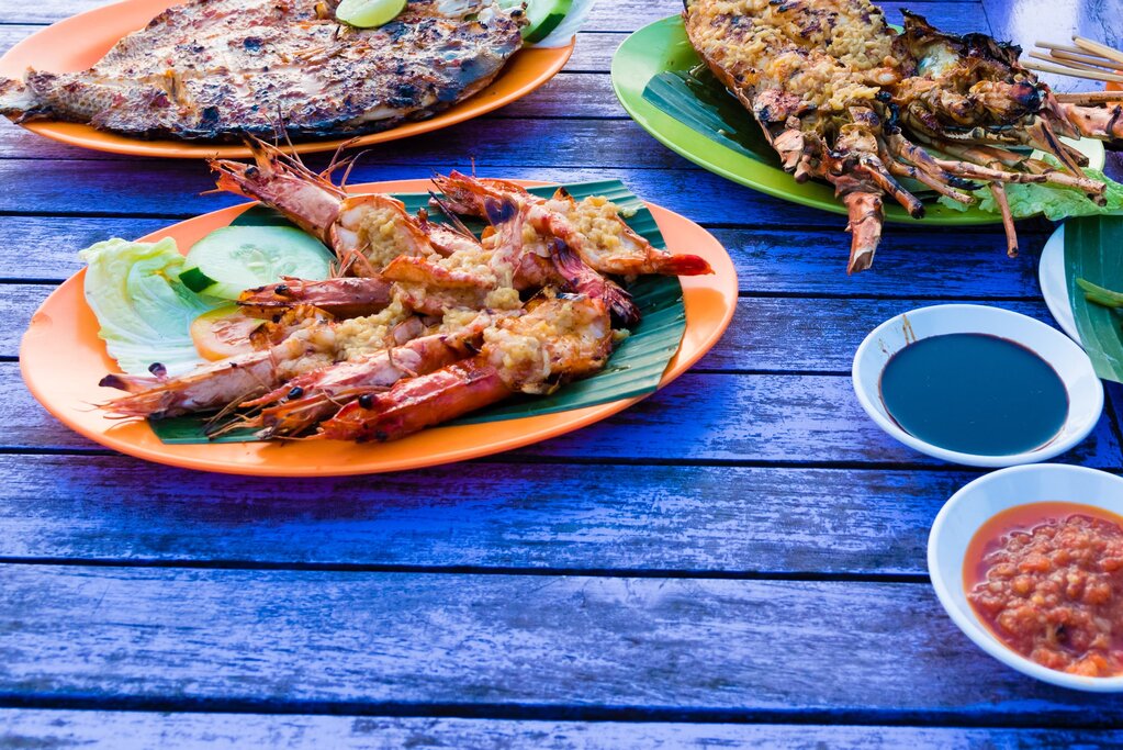 Eating seafood at Jimbaran fish market