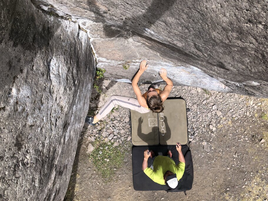 Bouldering at La Perrera