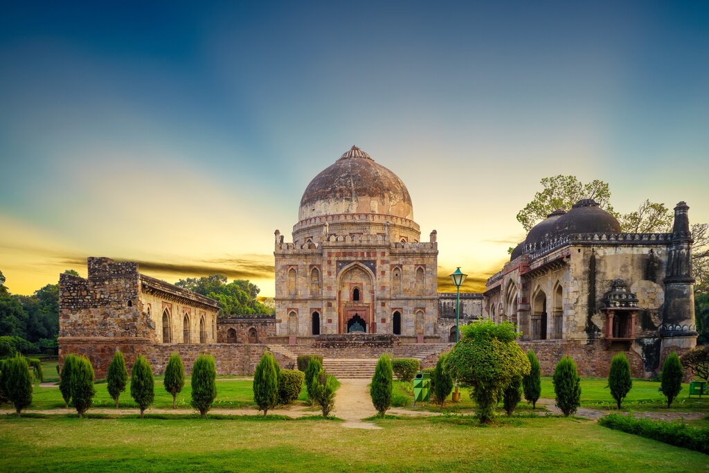 Guided Heritage Walk through Lodhi Garden