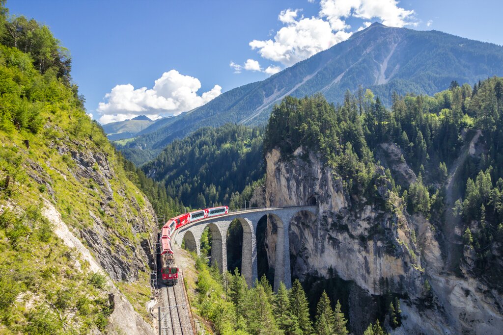 Rhaetian Railway along the Albula Pass