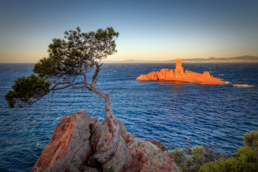 Half day shared cruise to Cape Dramont and Golden island on a maxi catamaran