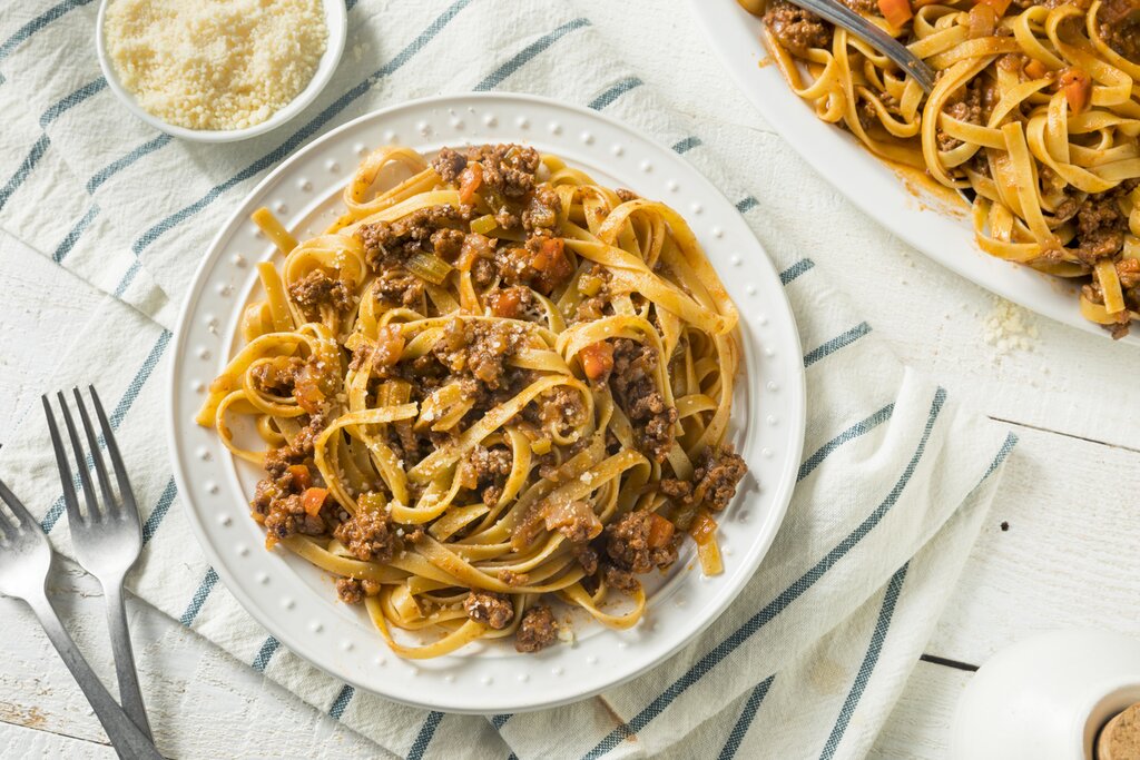 Learn How to Make Traditional Pasta Bolognese in Bologna