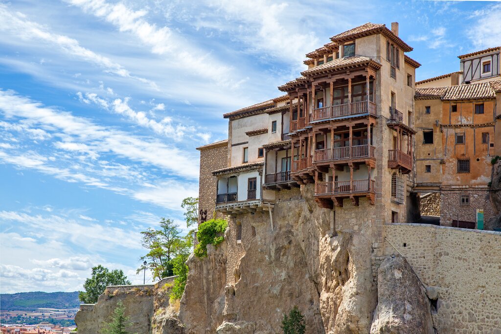 Get to know the "Athens of the Andes" in southern Ecuador's colonial gem of Cuenca