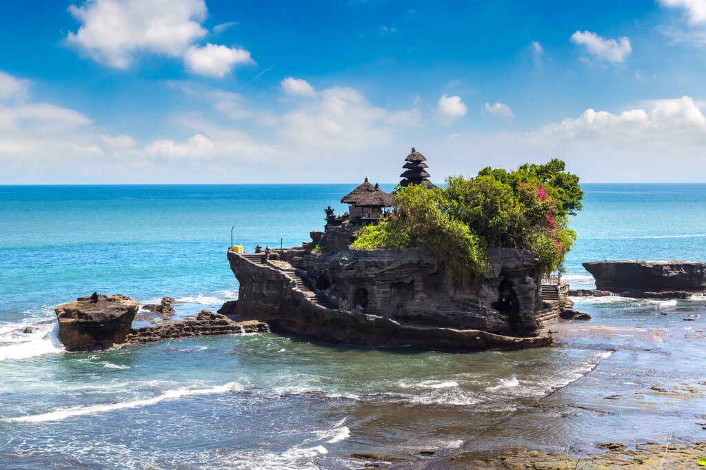 Tanah Lot sea temple