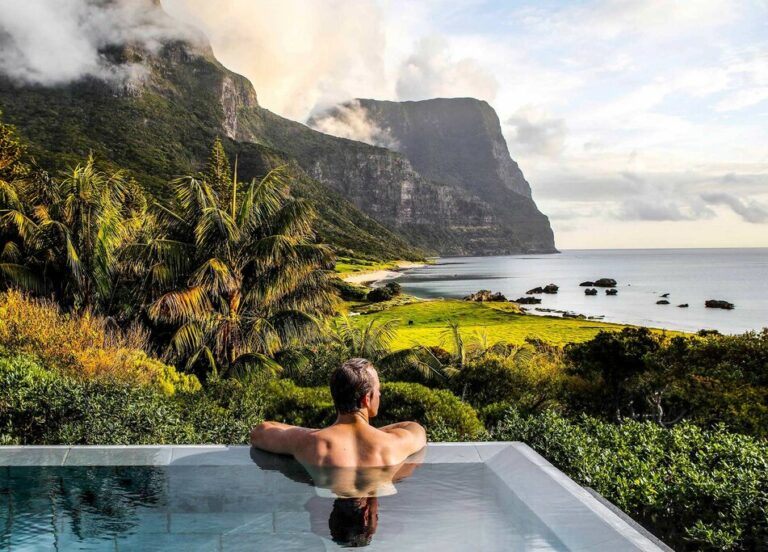 Ultimate Australian Luxury Escape: Melbourne to Lord Howe Island - 10 Days