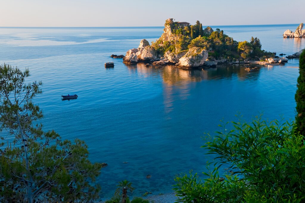 The bays of Isola Bella, in Taormina