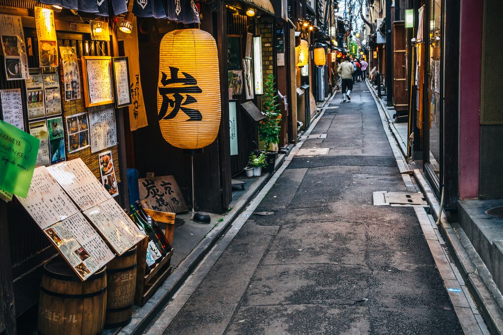 Pick between charming izakayas in Kyoto's Pontocho district