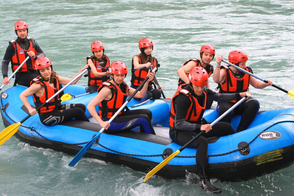The excursion is led by professional guides
