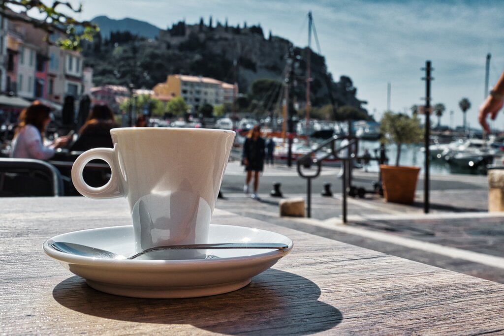 coffee in Cassis