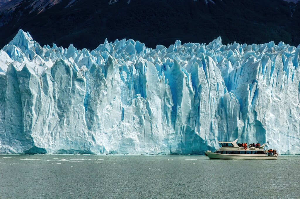 See the stunning Petito Merino Glacier by boat