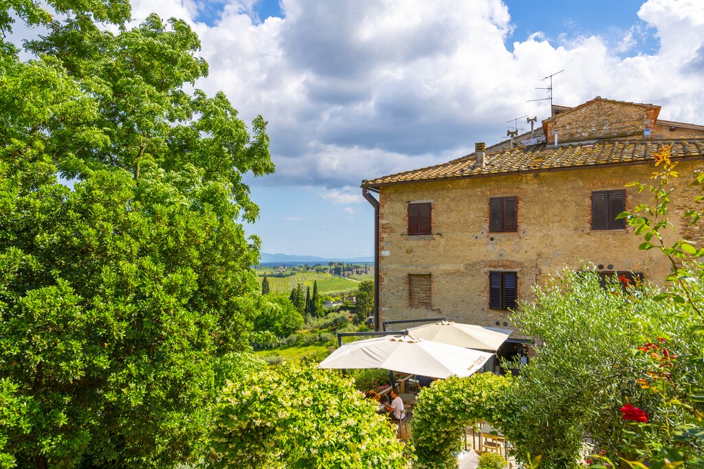 Traditional Tuscan Lunch in an Organic Farm