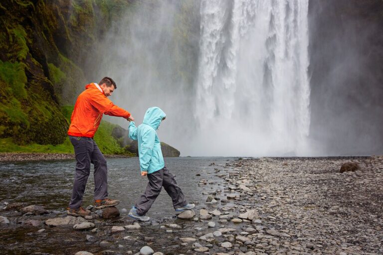 2 Weeks in Iceland - 4 Family-Friendly Itinerary Ideas