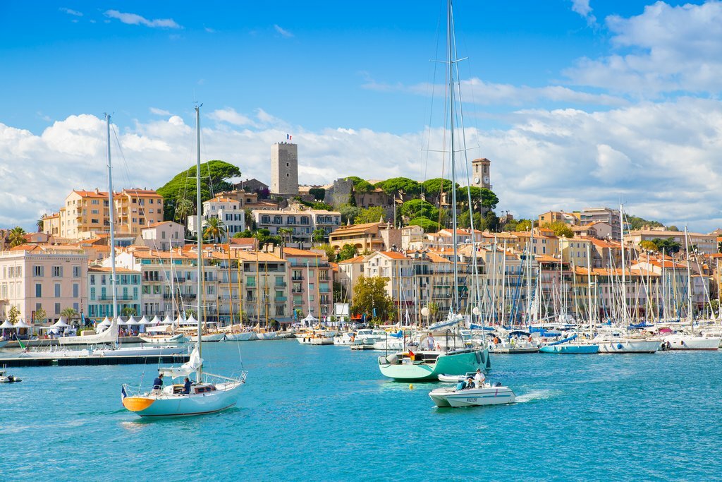 Le Vieux Port in Cannes