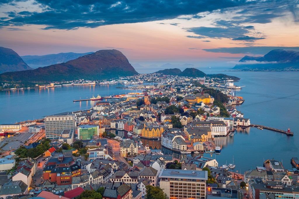 Ålesund nestled between mountains and ocean