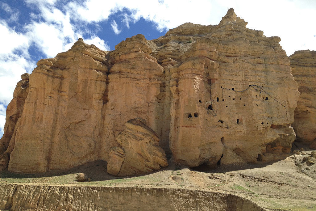 Mustang caves