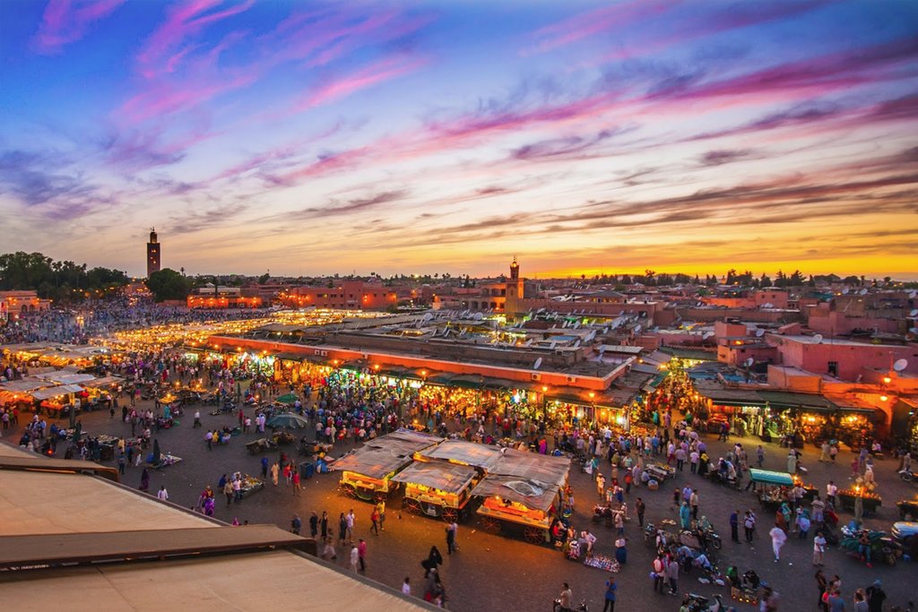 Jemaa El-Fna  at sunset
