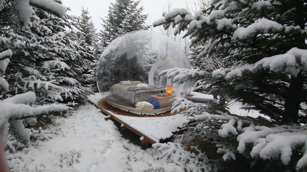 One of the bubbles, heated and cozy in winter (photo courtesy of 5 Million Stars Hotel)
