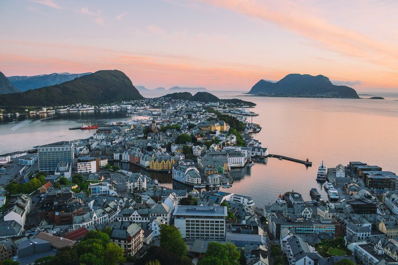 Bask in the Art Nouveau beauty of Ålesund