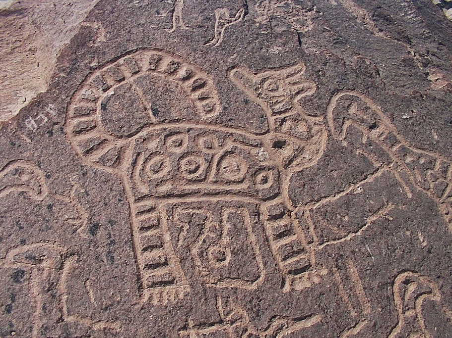 Toro Muerto petroglyphs