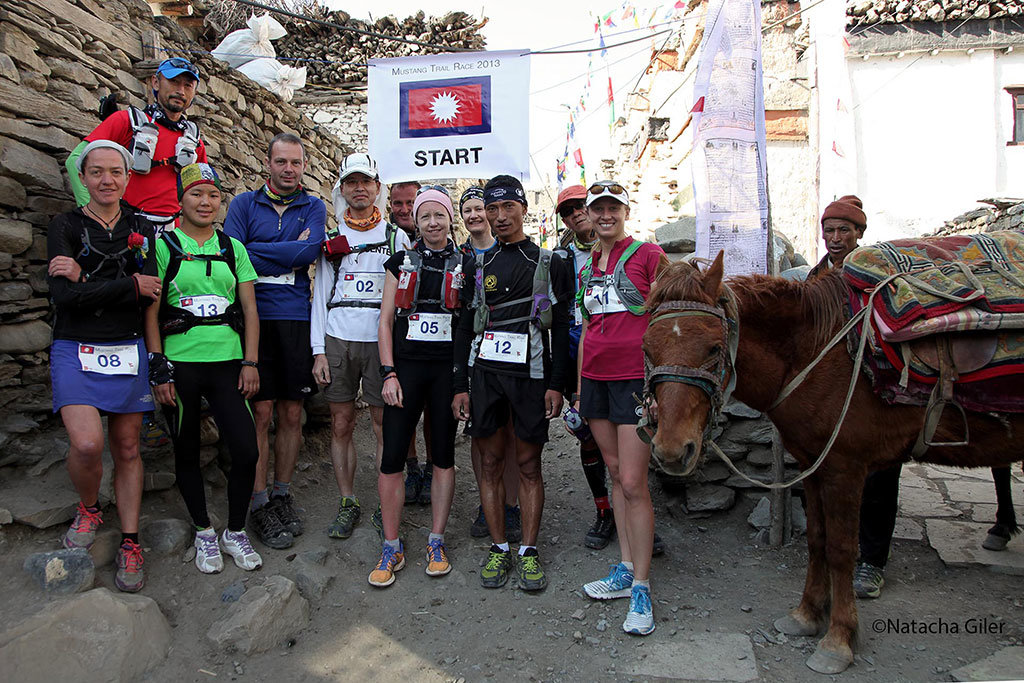 trail runners starting a race