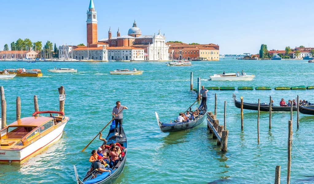 big-24b760cf96acd322e3cb3a5edcf6858b