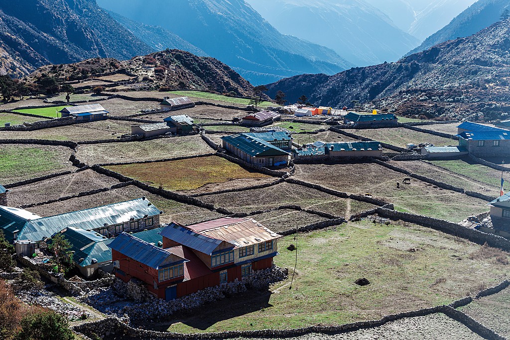 The village of Phakding