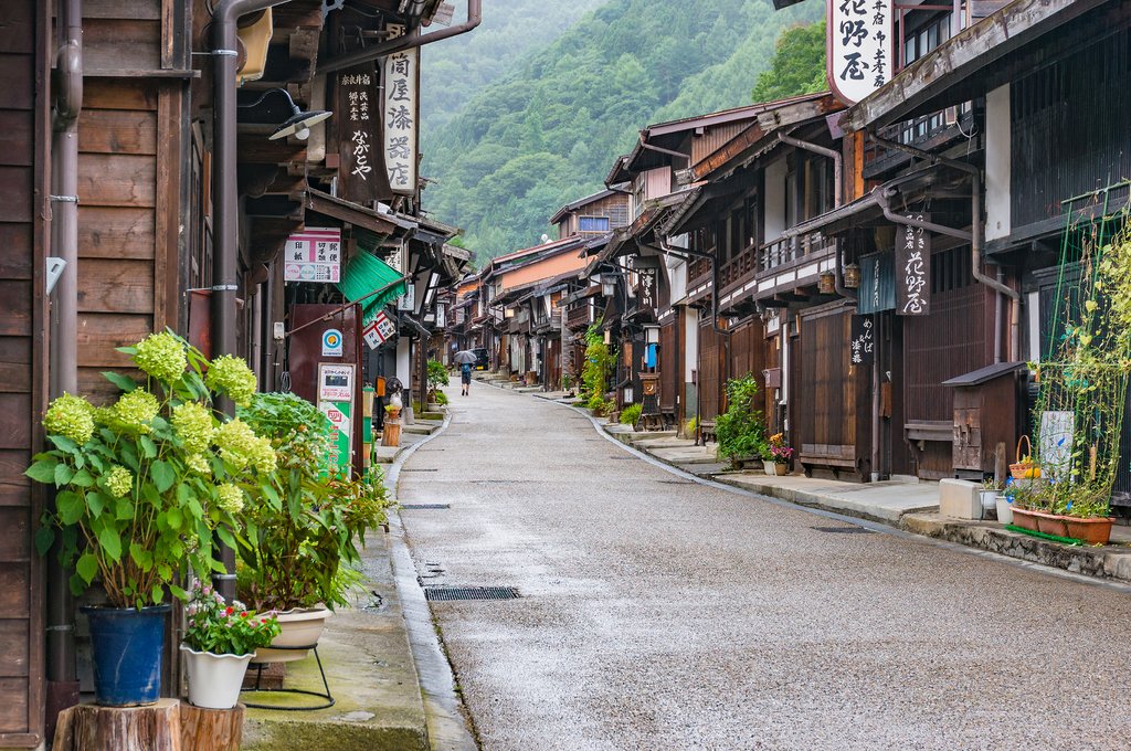 The picturesque post town of Narai.