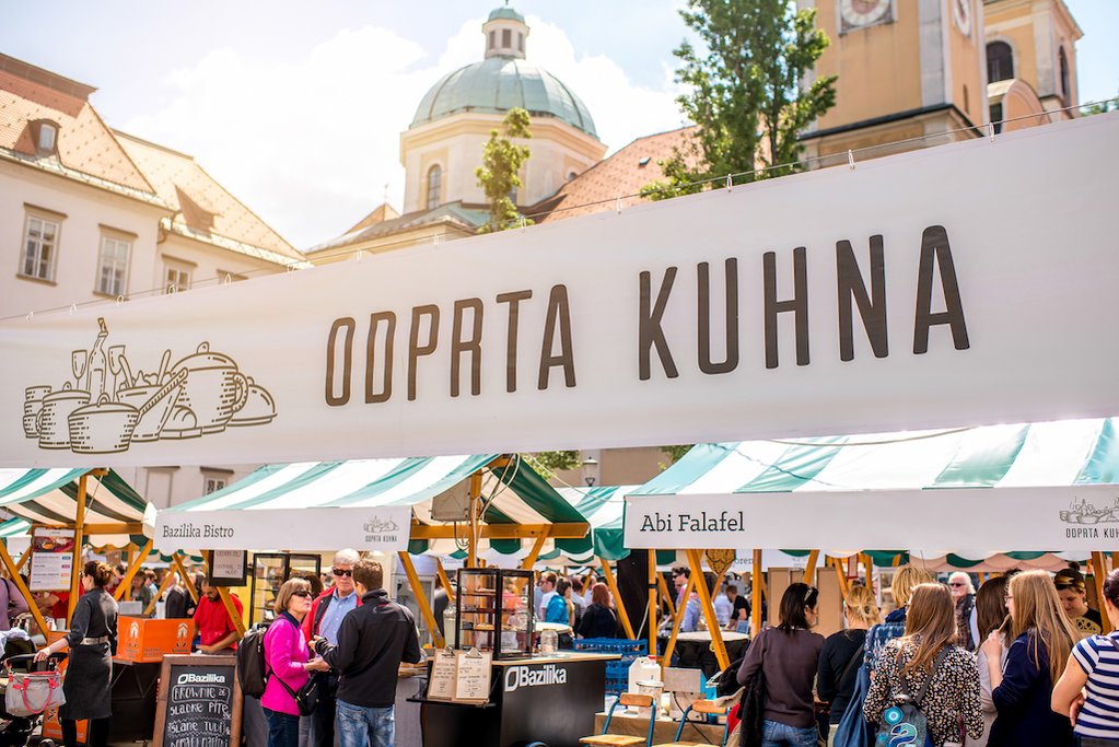 OdprtaKuhna